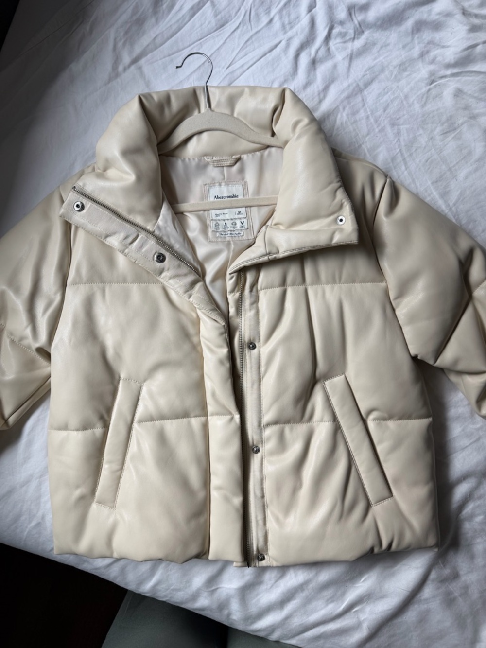 Abercrombie Vegan Leather Cream Puffer Jacket